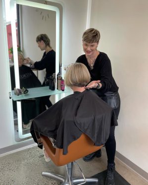 What really struck me was how deeply she’s woven inclusivity into her work behind the chair. From the moment we started chatting, I knew this wasn’t going to be your average salon talk.
