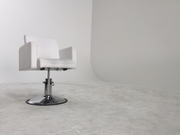 Balancing Compassion and Boundaries: Navigating Client Conversations in the Salon