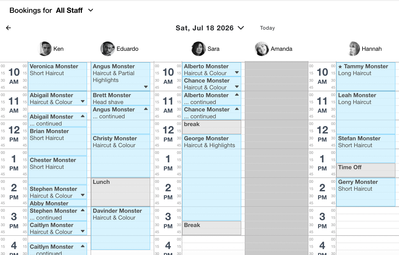 The salonMonster calendar showing a Saturday of bookings for five staff side by side