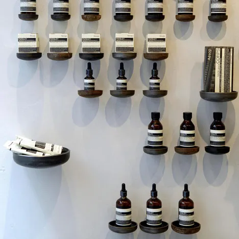 Aesop-Le-Marais-by-Cigue_07